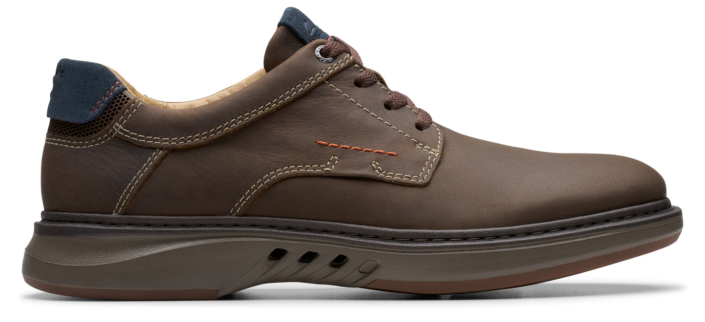 Un Briley Pace Nubuck Brown