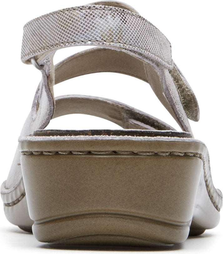 Aravon Sandals Cambridge 3 Strap Silver - Extra Wide