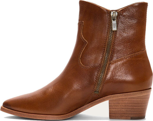 Frye Boots Ellen Jet Boot Cognac