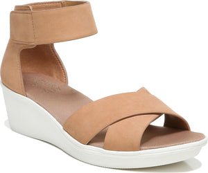 Naturalizer Sandals Riviera Cookie Dough Nubuck