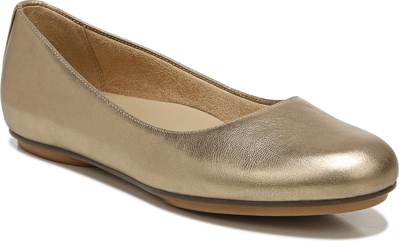 Naturalizer 2024 shoes gold