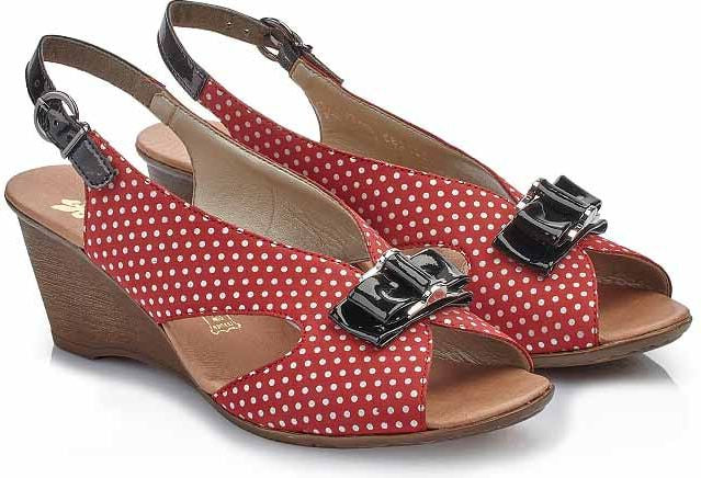 Polka dot hot sale slingback shoes